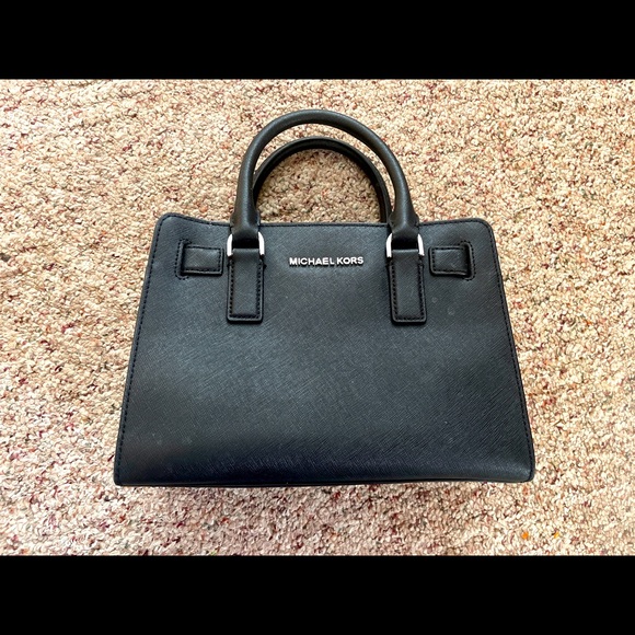 Small Michael kors purse - Picture 1 of 2